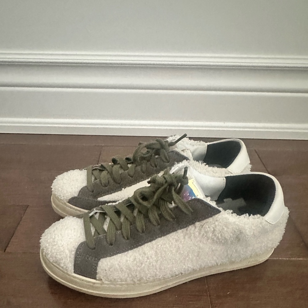 P448 John Shearling Sneakers in Cream and Olive